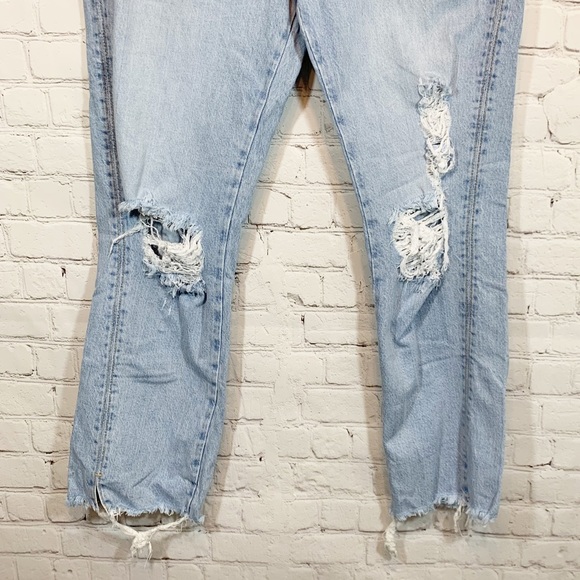 Zara Crop Jeans Hi rise Light Washed destroyed denim - Picture 4 of 7